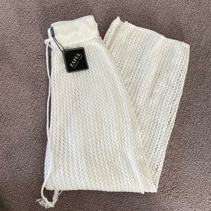 White Zara beach pants one size. Fits like XS